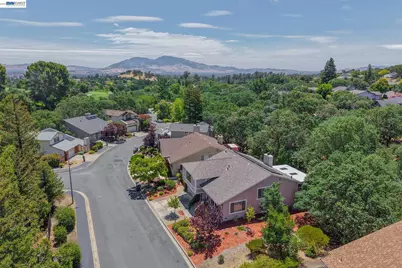 135 Saint Germain Lane, Pleasant Hill, CA 94523 - Photo 52