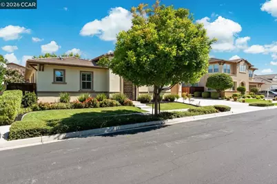 447 Avondale Ct, Brentwood, CA 94513 - Photo 4