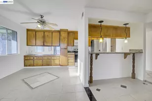 400 Davis, San Leandro, CA 94577 - Photo 14