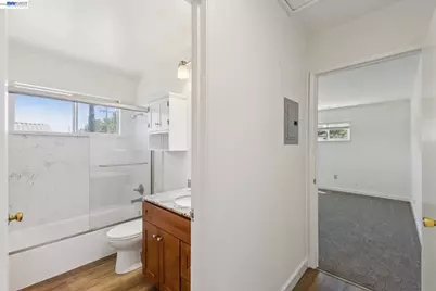 3851 Vineyard Ave, Pleasanton, CA 94566 - Photo 20