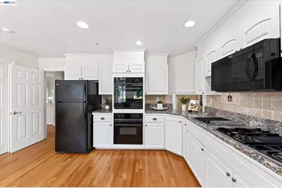 7905 Sawgrass Ct, Pleasanton, CA 94588 - Photo 16