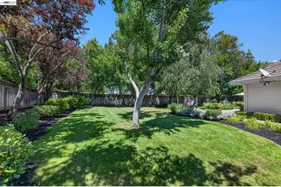 7905 Sawgrass Ct, Pleasanton, CA 94588 - Photo 40