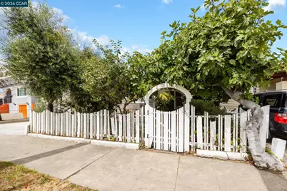 2637 Chestnut St, Oakland, CA 94607 - Photo 2