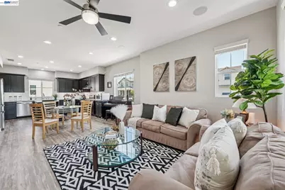 8550 Boardwalk Way, Newark, CA 94560 - Photo 18