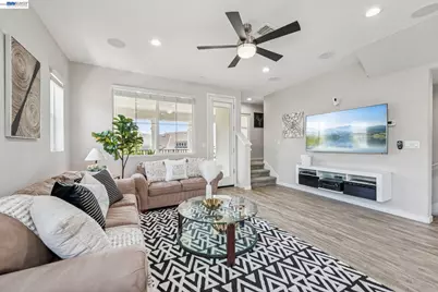 8550 Boardwalk Way, Newark, CA 94560 - Photo 16