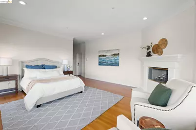 6070 Mazuela Dr, Oakland, CA 94611 - Photo 34