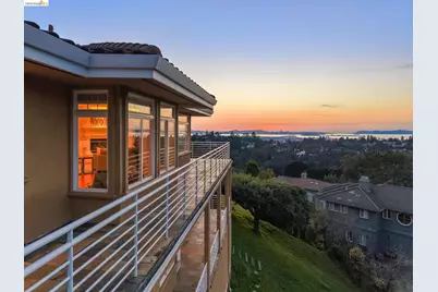6070 Mazuela Dr, Oakland, CA 94611 - Photo 42