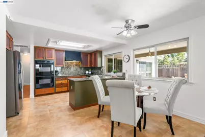 3230 Curtis Cir, Pleasanton, CA 94588 - Photo 14