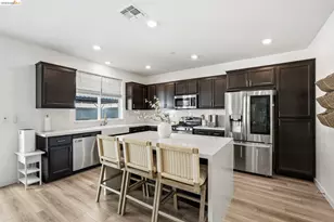 15929 Testarossa St, Lathrop, CA 95330 - Photo 10