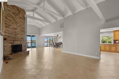 1056 Discovery Bay Blvd, Discovery Bay, CA 94505 - Photo 6