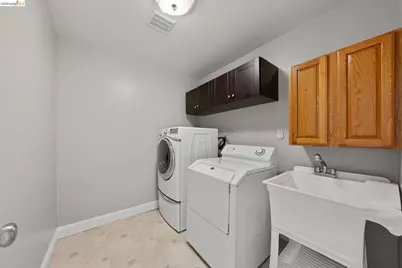 1056 Discovery Bay Blvd, Discovery Bay, CA 94505 - Photo 16