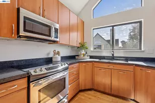 987 Independence Dr, Alameda, CA 94501 - Photo 20