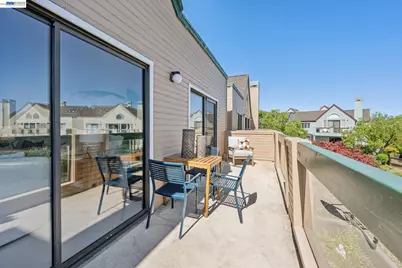 987 Independence Dr, Alameda, CA 94501 - Photo 28