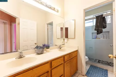 158 Melissa Cir, Daly City, CA 94014 - Photo 8