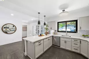 5696 Colton Blvd, Oakland, CA 94611 - Photo 18