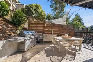 5696 Colton Blvd, Oakland, CA 94611 - Photo 42
