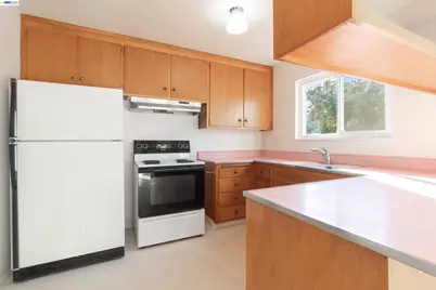 1787 Lawndale Ave, San Leandro, CA 94579 - Photo 10