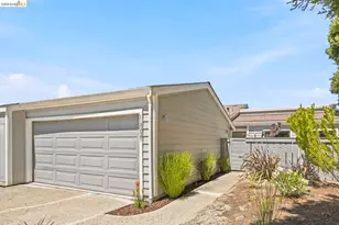 1897 Ascot Dr, Moraga, CA 94556 - Photo 2