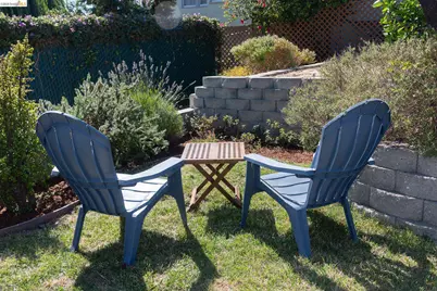 2549 Monticello Av, Oakland, CA 94601 - Photo 20