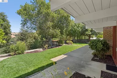 5427 Greenridge Rd, Castro Valley, CA 94552 - Photo 46