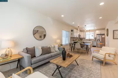 1078 55th St, Oakland, CA 94608 - Photo 6