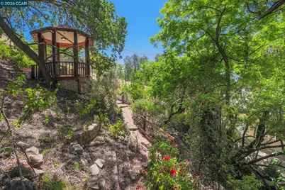 205 Summit Rd, Walnut Creek, CA 94598 - Photo 52