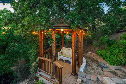 205 Summit Rd, Walnut Creek, CA 94598 - Photo 54