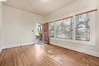 738 19th St, Oakland, CA 94606 - Photo 6
