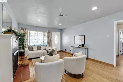20748 Hathaway Ave, San Lorenzo, CA 94541 - Photo 6