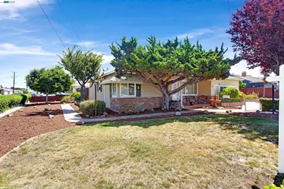 20748 Hathaway Ave, San Lorenzo, CA 94541 - Photo 4