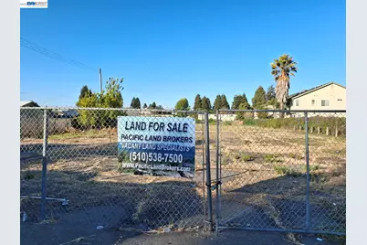19390 Hesperian Blvd, Hayward, CA 94541 - Photo 10