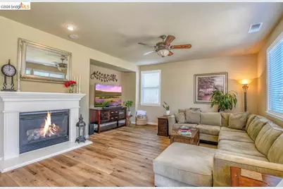 5539 Arcadia Cir, Discovery Bay, CA 94505 - Photo 10