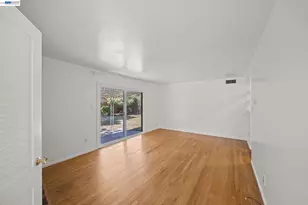 316 Canterbury Dr, Stockton, CA 95207 - Photo 6