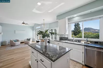 921 Arrowhead Ter, Clayton, CA 94517 - Photo 20