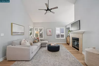 921 Arrowhead Ter, Clayton, CA 94517 - Photo 10