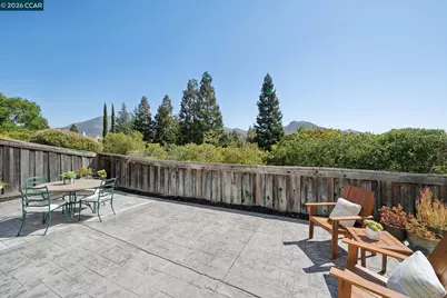 921 Arrowhead Ter, Clayton, CA 94517 - Photo 56