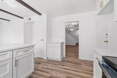 1859 Lynwood Dr, Concord, CA 94519 - Photo 16