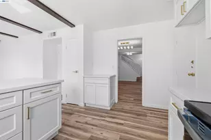 1859 Lynwood Dr, Concord, CA 94519 - Photo 16
