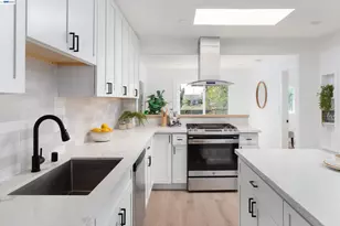 1044 86th Ave, Oakland, CA 94621 - Photo 8