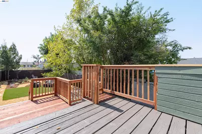 1044 86th Ave, Oakland, CA 94621 - Photo 28