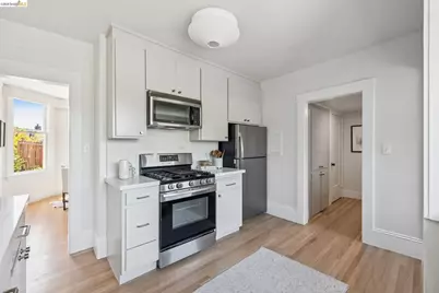 21 Lorita Ave, Piedmont, CA 94611 - Photo 24