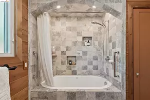 220 Moraga Ave, Piedmont, CA 94611 - Photo 42
