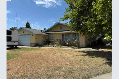 290 Plum St, Vacaville, CA 95688 - Photo 1
