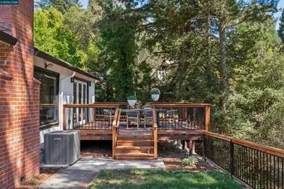 50 Overhill Rd, Orinda, CA 94563 - Photo 34