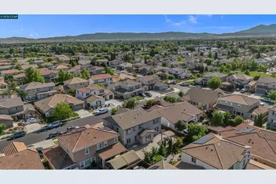 351 Bloomington Ln, Brentwood, CA 94513 - Photo 46