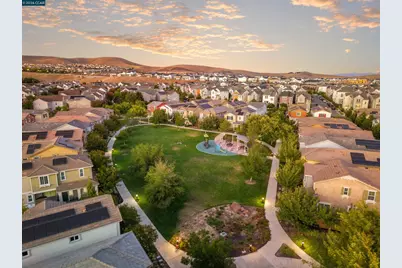 4266 Sunset View Dr, Dublin, CA 94568 - Photo 8