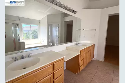 13900 Pinecrest St, Lathrop, CA 95330 - Photo 24