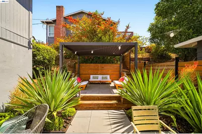 10774 Hellman St, Oakland, CA 94605 - Photo 44