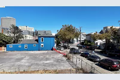 670 9th St, Oakland, CA 94607 - Photo 12