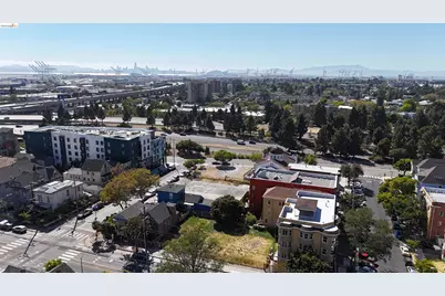 670 9th St, Oakland, CA 94607 - Photo 10